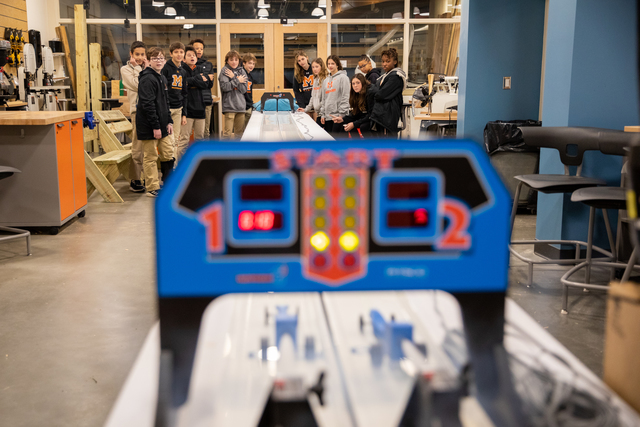 Middle Schoolers Race CO2 Dragsters in Innovation Lab - News & Photos ...
